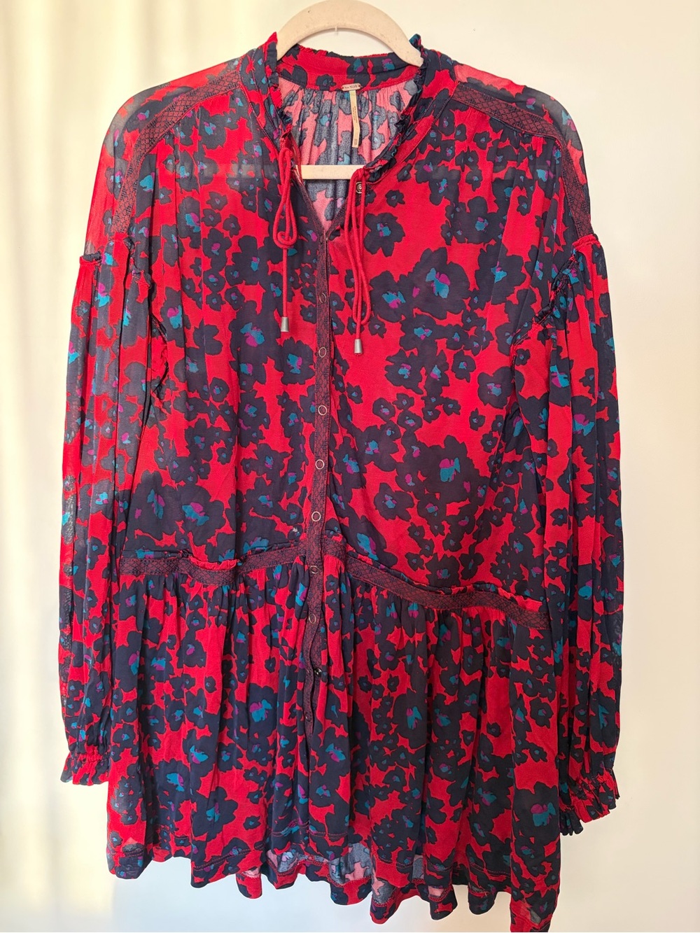 FREE PEOPLE LOVE LETTER Oversized Flowy Floral Snap Down Tunic Top Dress XS - Picture 3 of 16